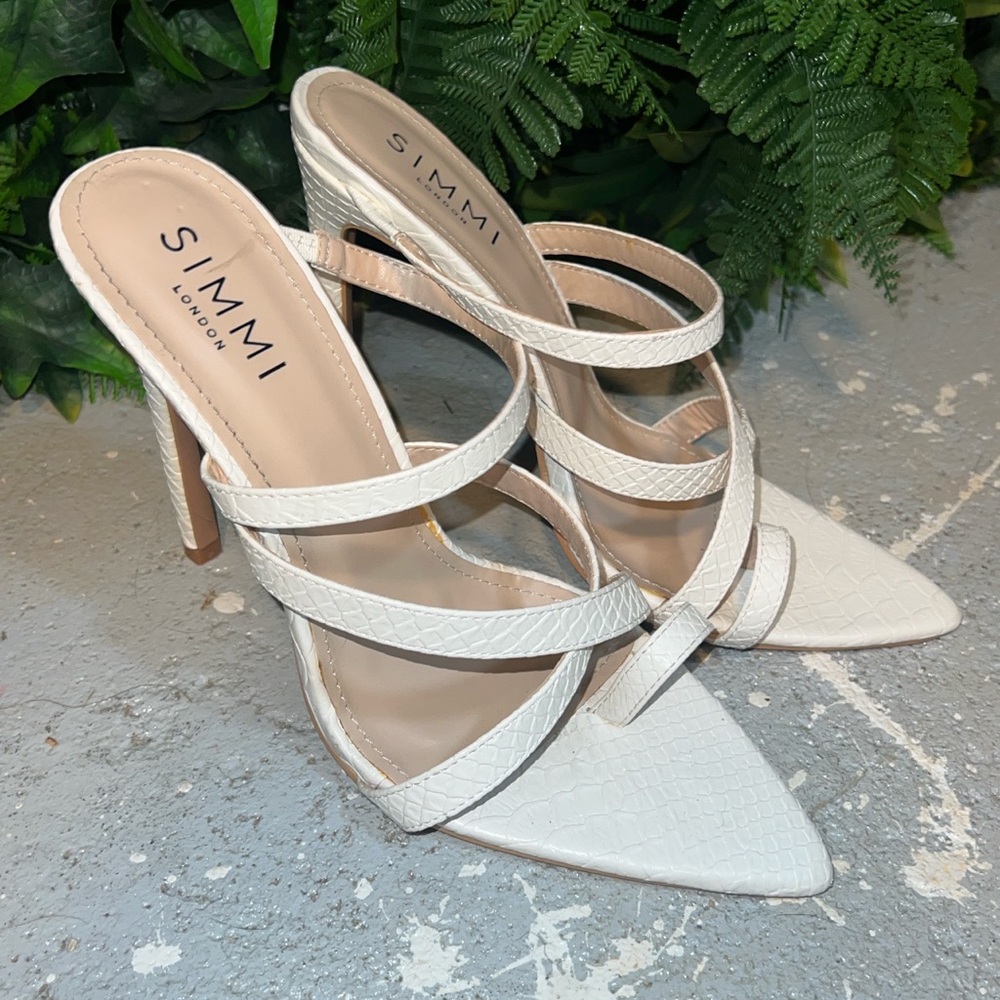 SIMMI London white croc strappy summer sandal heeled mules with toe ring !!